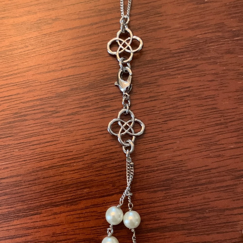 Beautiful Stella and Dot necklace
